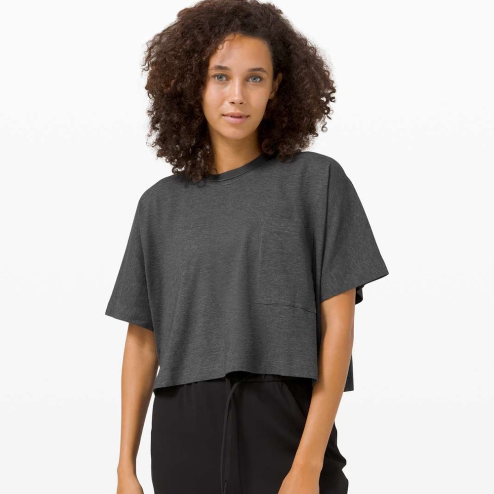 lululemon athletica Dark Gray Short Sleeve Tee